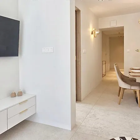 Baltyk 3 By Holidayhomepl - Basen, Sauna, Parking W Cenie